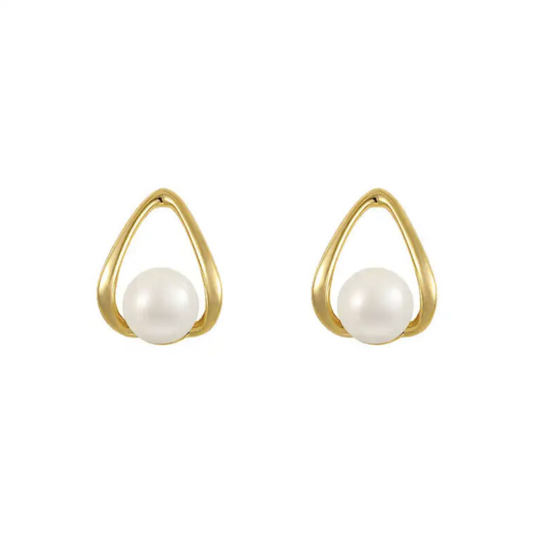 Gold Pearl Earrings