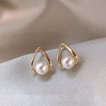 Gold Pearl Earrings